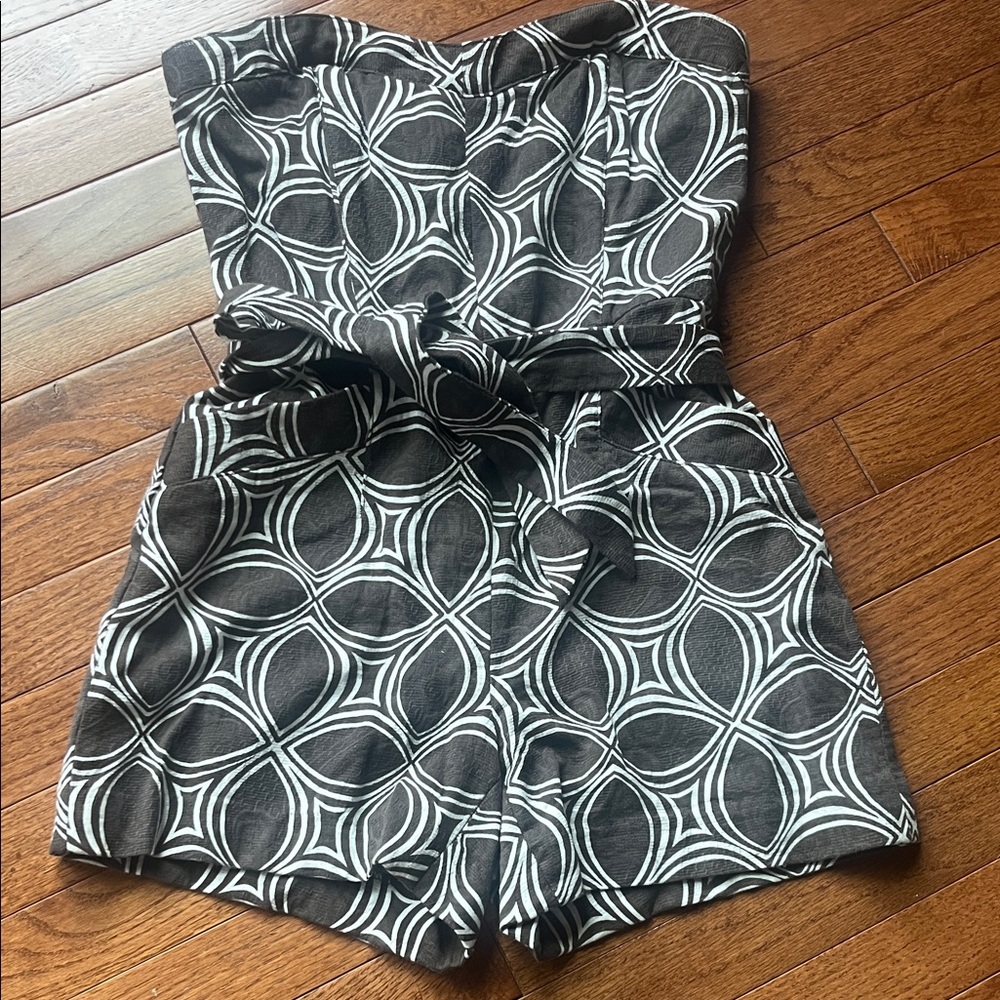 Strapless Geometric Print Romper in Brown & White